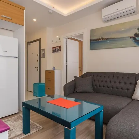 Daire Unaloglu Apart Antalya