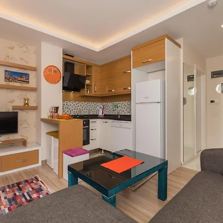 Unaloglu Apart Apartment *