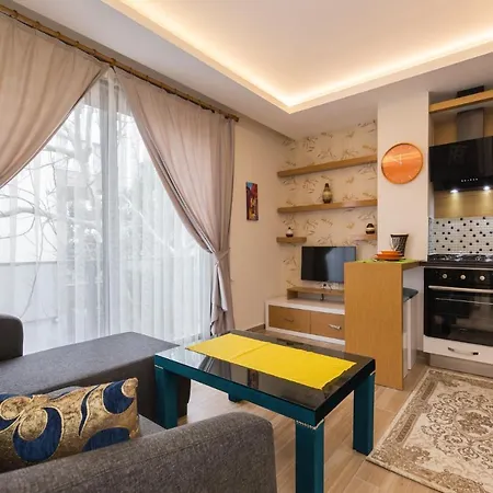 Daire Unaloglu Apart Antalya