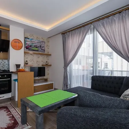 Unaloglu Apart Daire Antalya